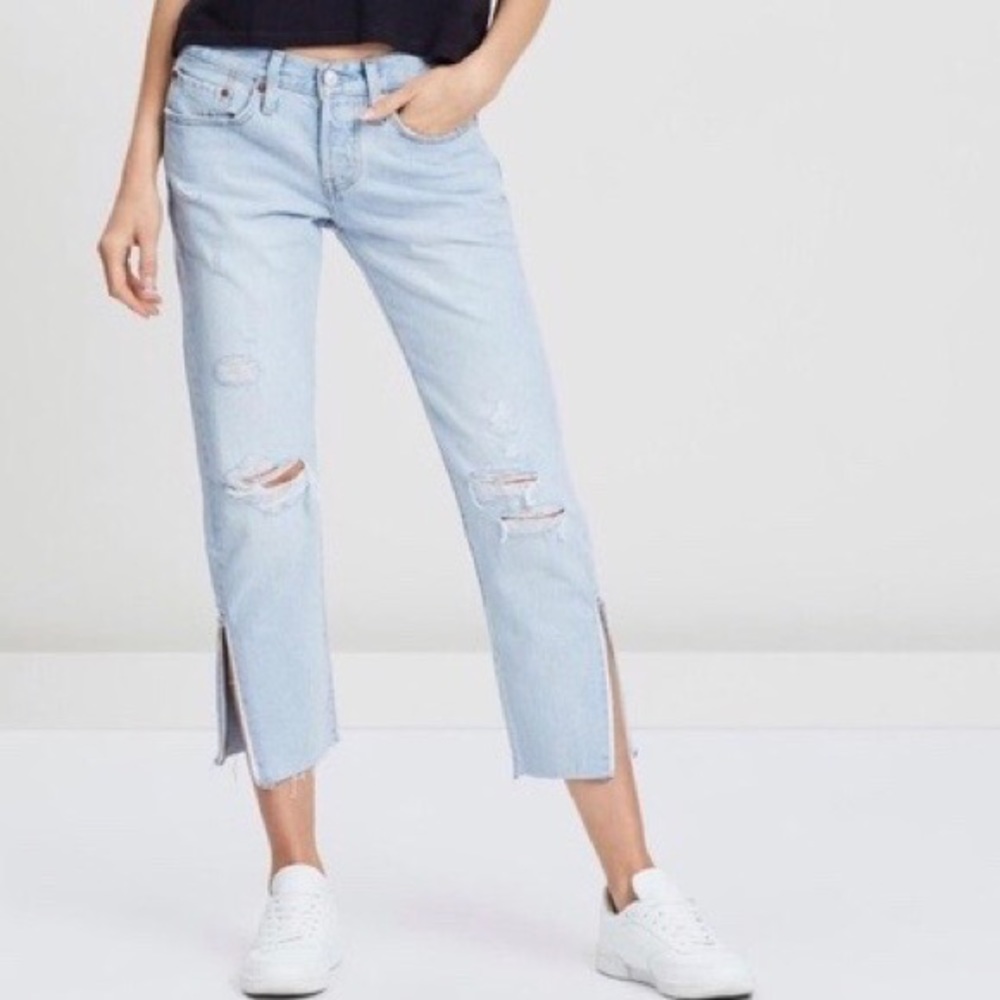 Levi’s 501T Tapered Distressed Ankle Zip Raw Hem Button Fly Cropped JeannSize 28